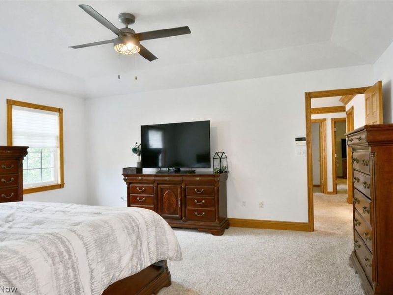 2412 East Pointe Drive SE, Howland, OH 44484 Photo 34