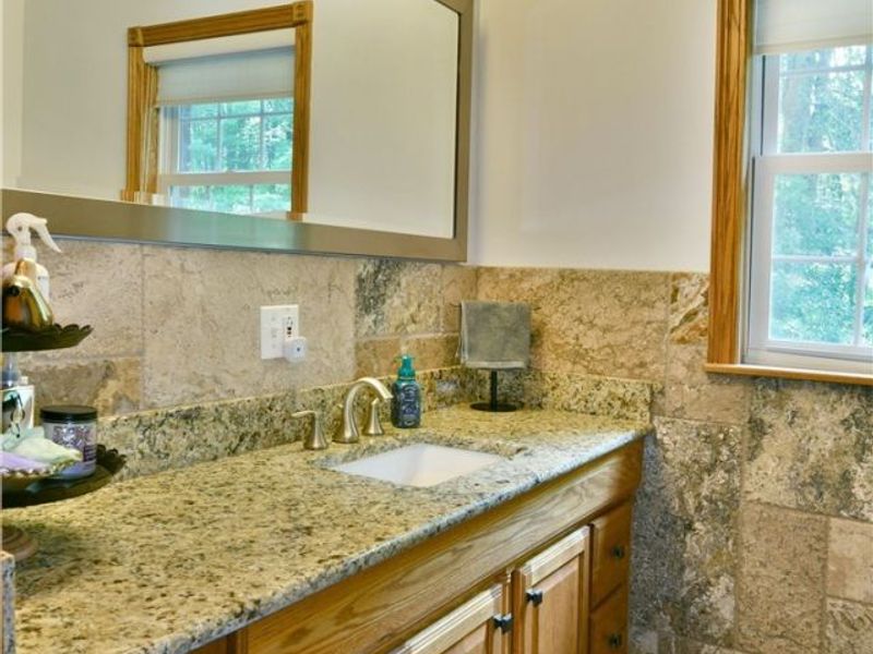 2412 East Pointe Drive SE, Howland, OH 44484 Photo 43