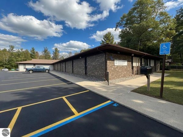 2145 US-23 S, East Tawas, MI 48730