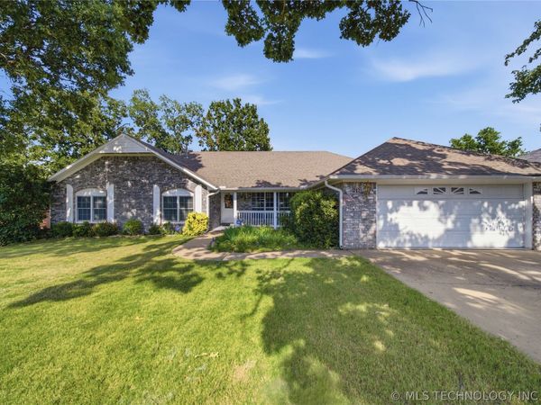202 Remington Place , Tahlequah, OK 74464
