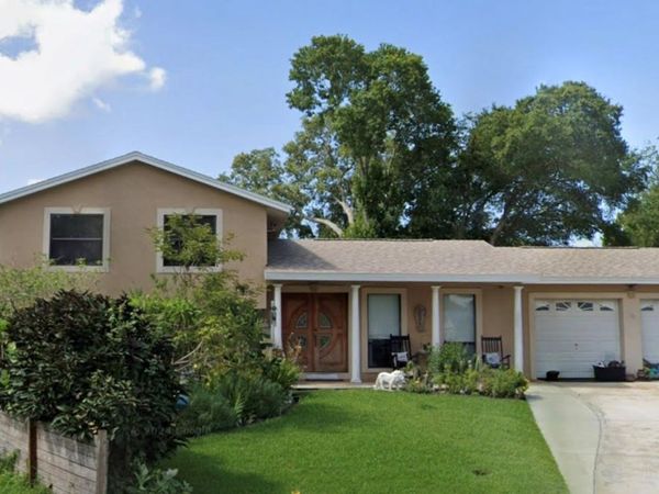 7001 BAYWOOD COURT , TAMPA, FL 33615