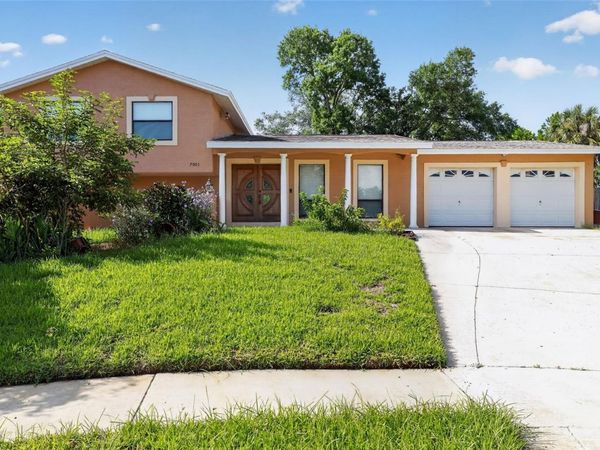 7001 BAYWOOD COURT, TAMPA, FL 33615