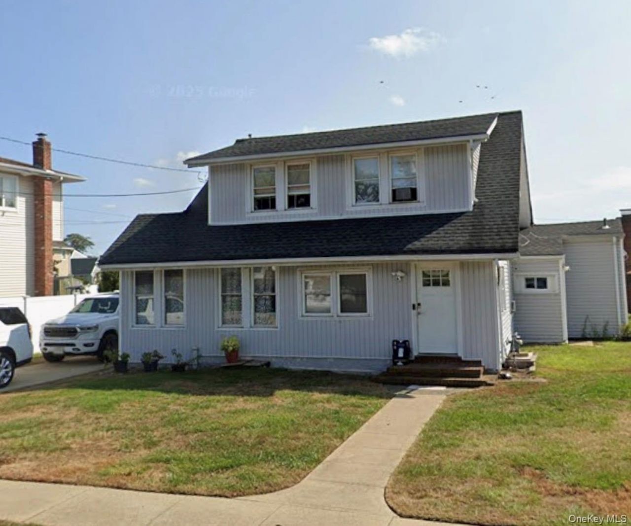 370 Clocks Boulevard , Massapequa, NY 11758 Main Photo