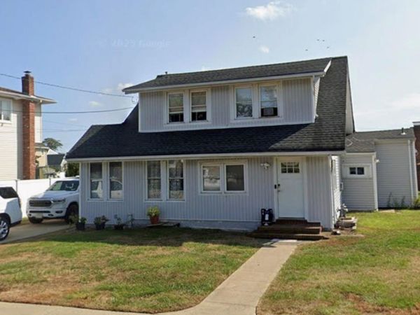 370 Clocks Boulevard , Massapequa, NY 11758