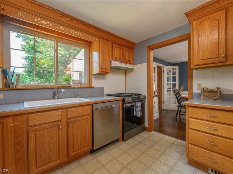 415 30th Street NW, Canton, OH 44709 Photo 10