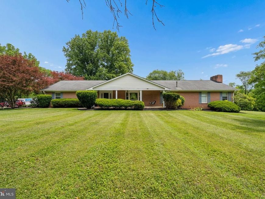 8953 Gue Road, Damascus, MD 20872 Main Photo
