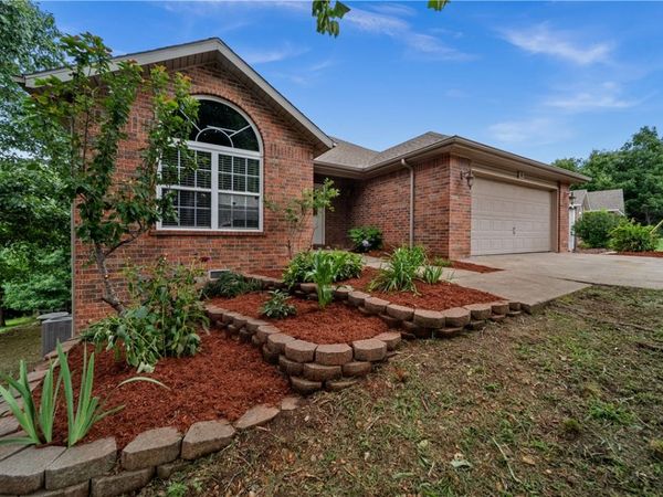 8 Faye Lane , Bella Vista, AR 72714