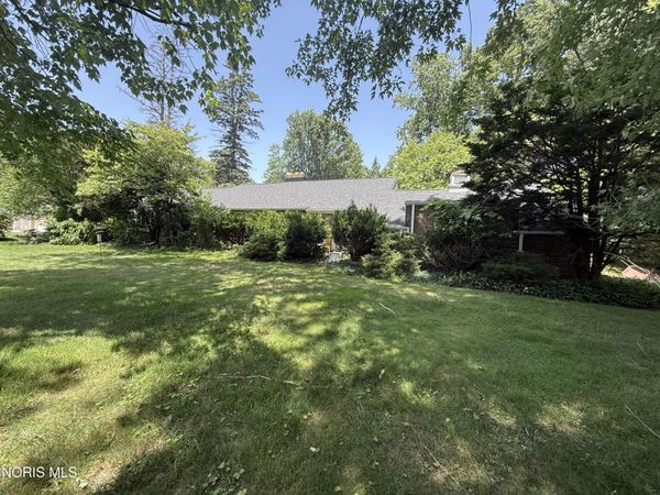 30 Lansdowne Road , Toledo, OH 43623
