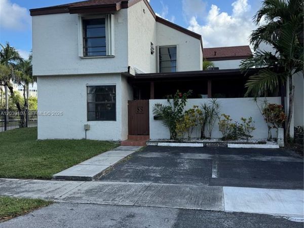 9700 NW 6th Ln , Unit 9700, Miami, FL 33172