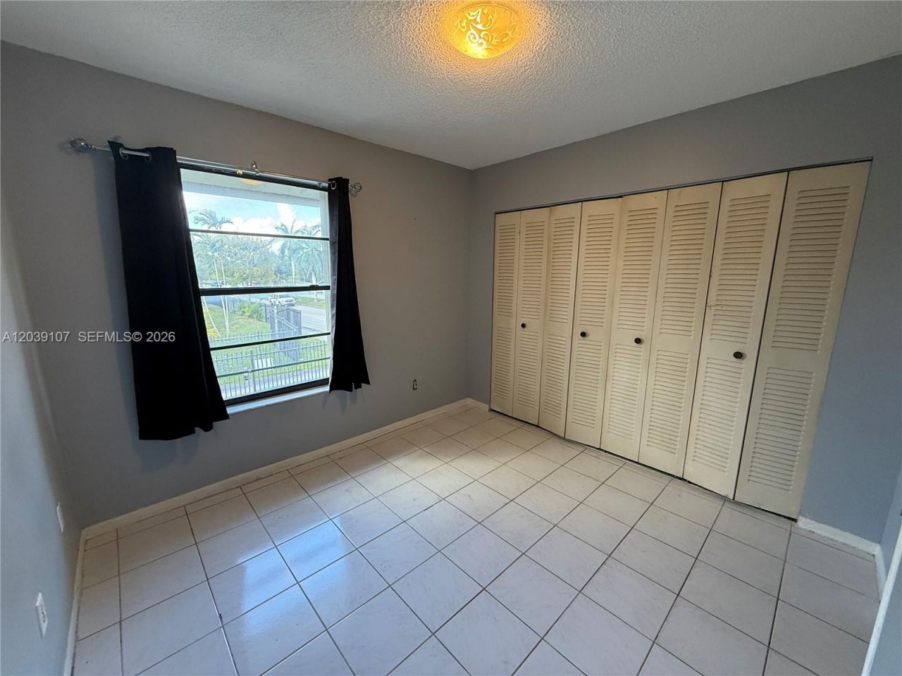 9700 NW 6th Ln , Unit 9700, Miami, FL 33172 Photo
