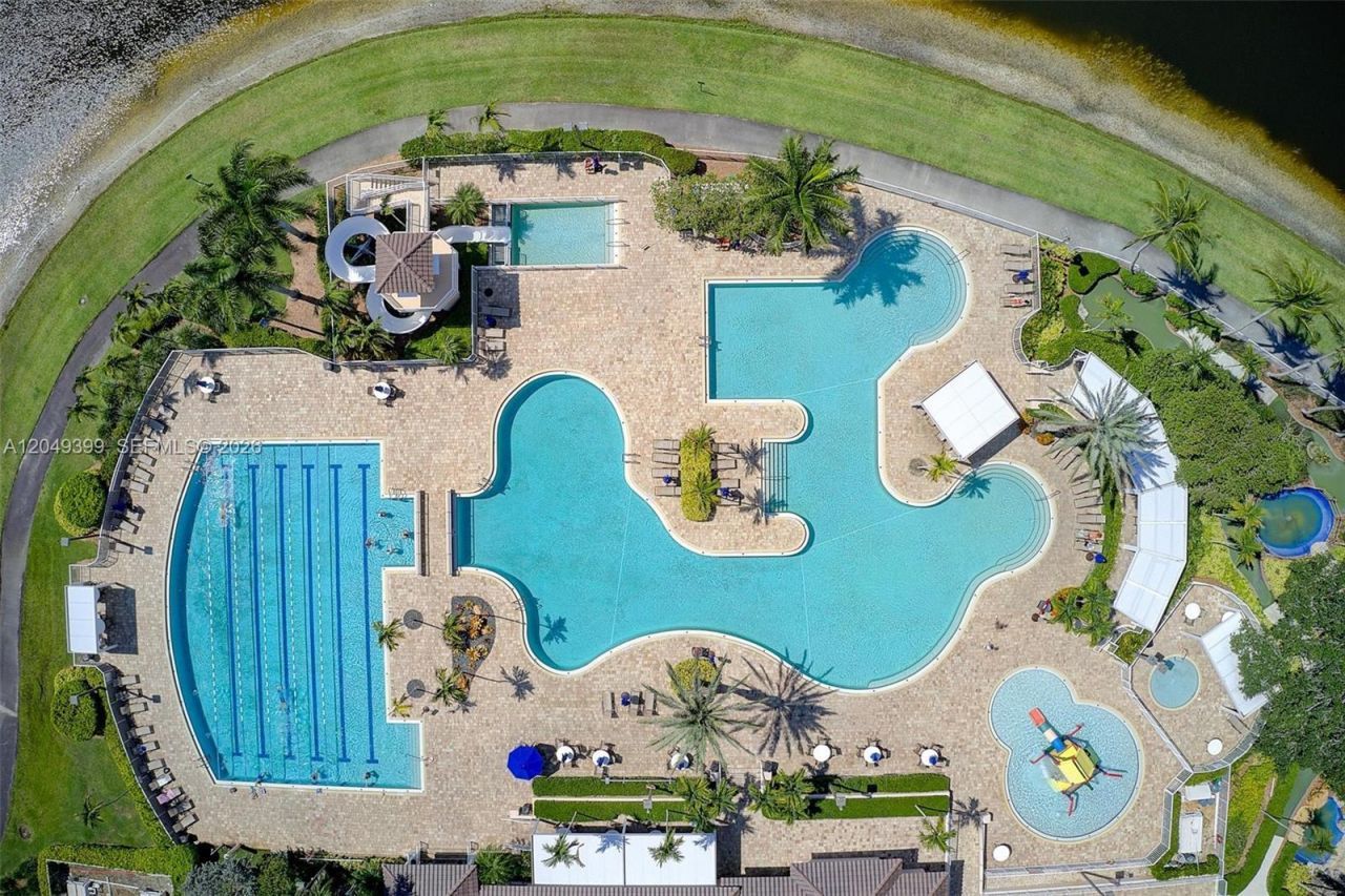 899 Phoenix Way, Weston, FL 33327 Photo