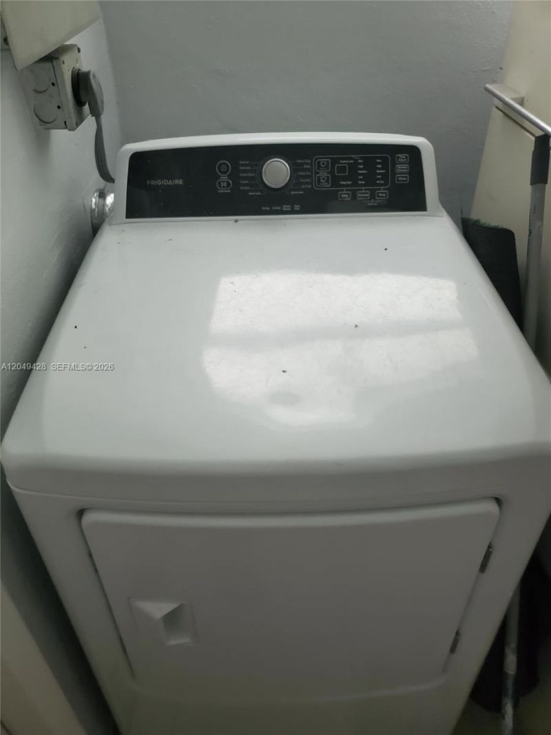 2111 N 57th Terrace, Hollywood, FL 33021 Photo
