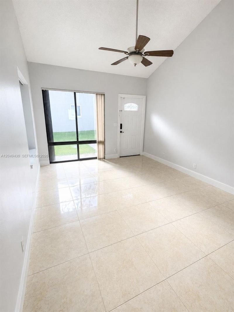 3504 NW 111th Ave, Unit 3504, Sunrise, FL 33351 Photo