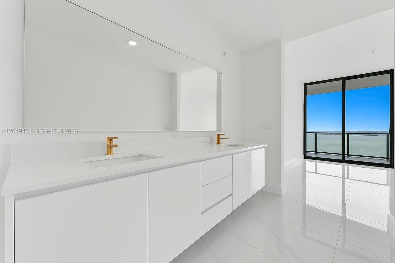 700 NE 24 Street , Unit 3806, Miami, FL 33137 Photo