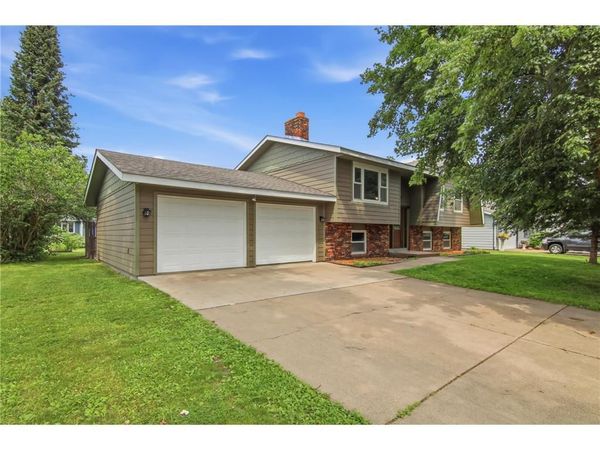 915 W MARSHALL Street, Rice Lake, WI 54868