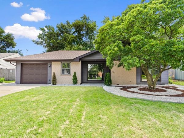 1409 Sequoia Lane , Darien, IL 60561
