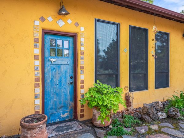 22945 Timland Lane, Bend, OR 97702