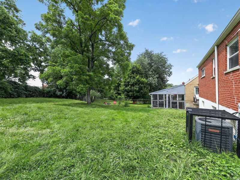 1119 Anderson Ferry Road, Delhi Twp, OH 45238 Photo 7