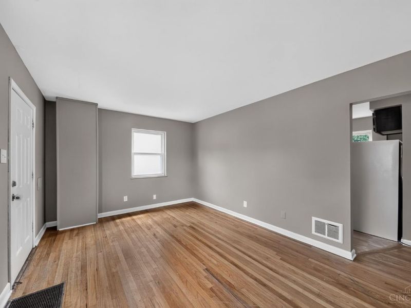 1119 Anderson Ferry Road, Delhi Twp, OH 45238 Photo 9