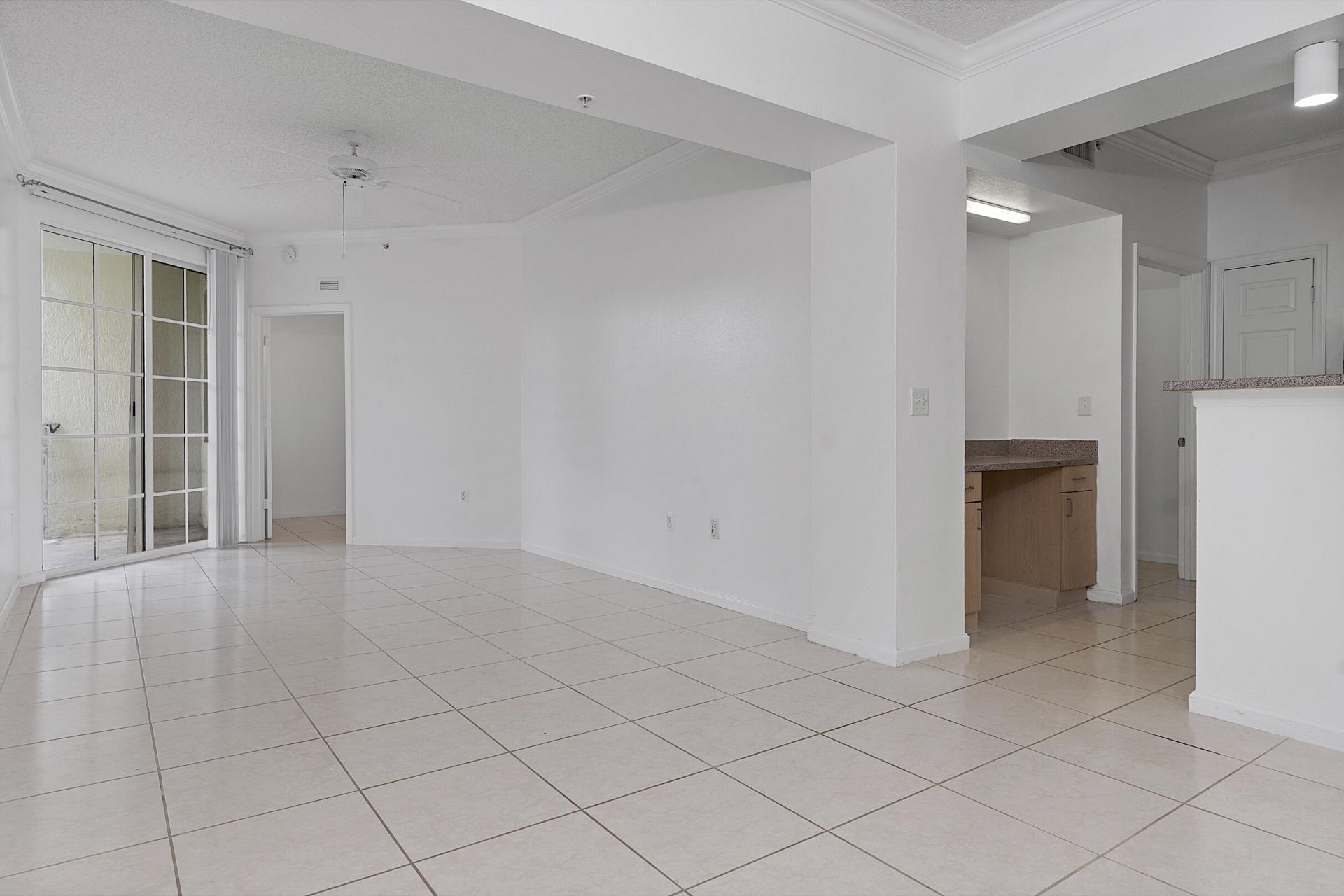 533 NE 3rd Avenue, Unit 515, Fort Lauderdale, FL 33301 Photo