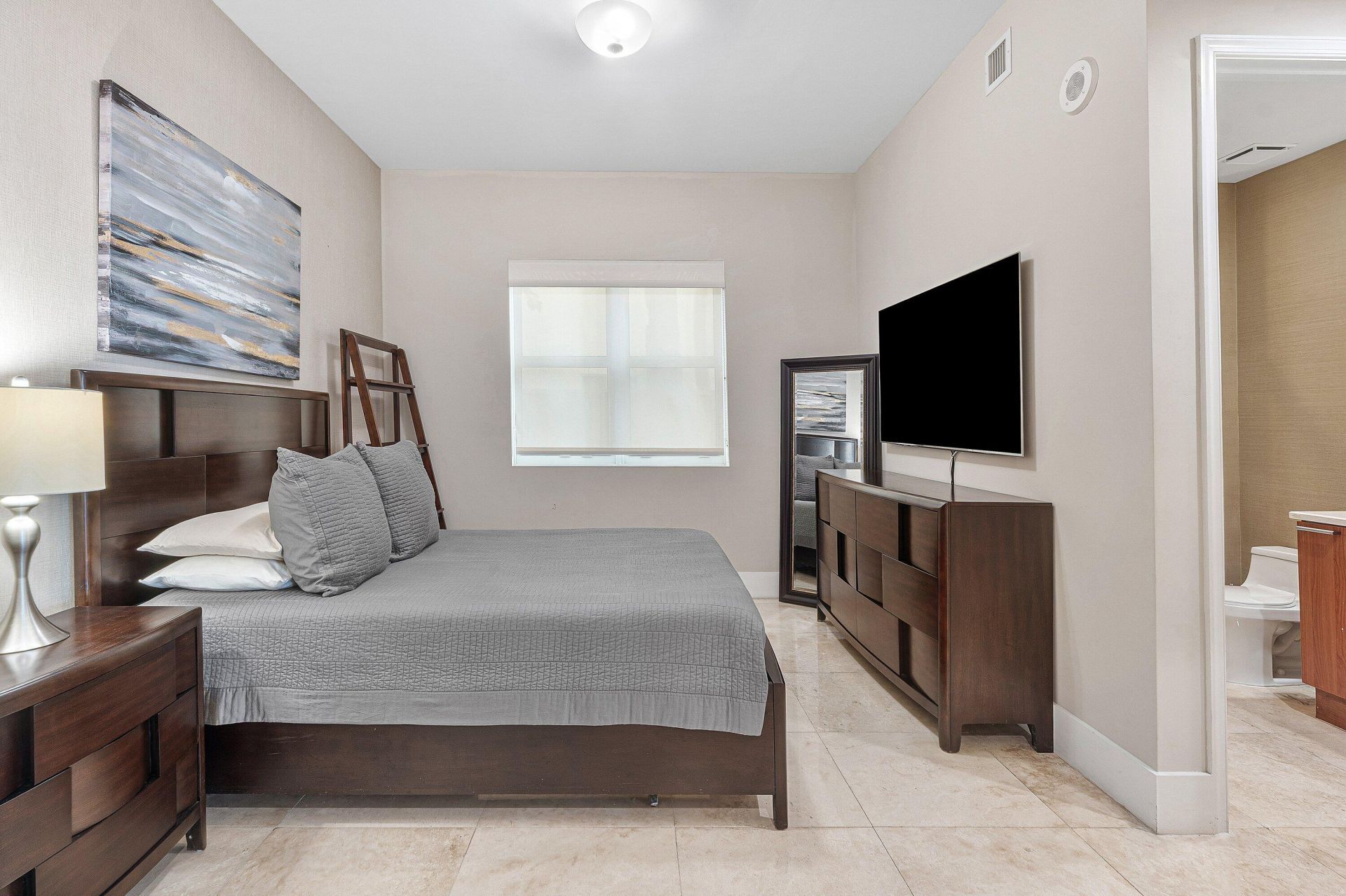 2640 Lake Shore Drive, Unit 107, Riviera Beach, FL 33404 Photo