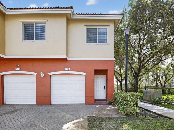 7400 Palomino Drive, Unit 524, Hollywood, FL 33024