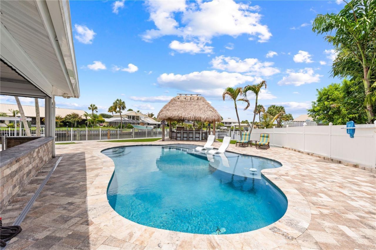 123 Queen Ann Court, Hutchinson Island, FL 34949 Photo
