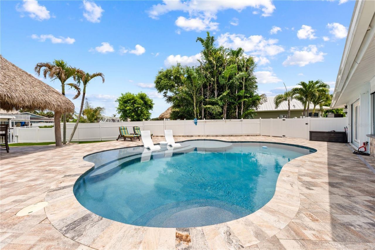 123 Queen Ann Court, Hutchinson Island, FL 34949 Photo