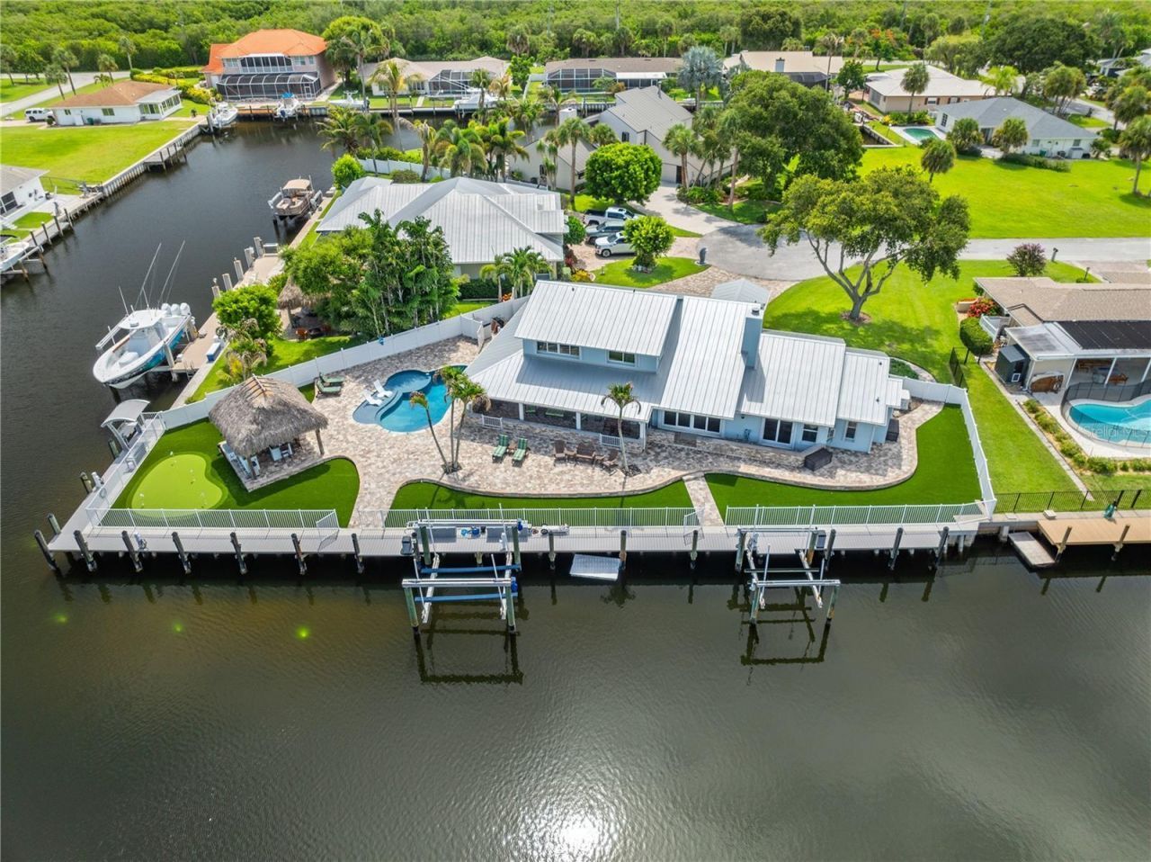 123 Queen Ann Court, Hutchinson Island, FL 34949 Photo