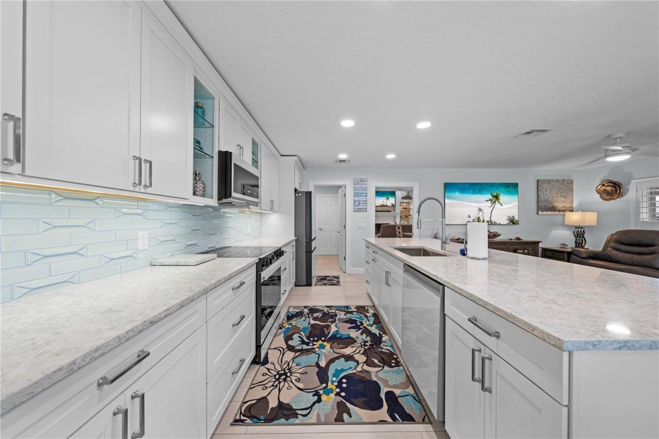 123 Queen Ann Court, Hutchinson Island, FL 34949 Photo