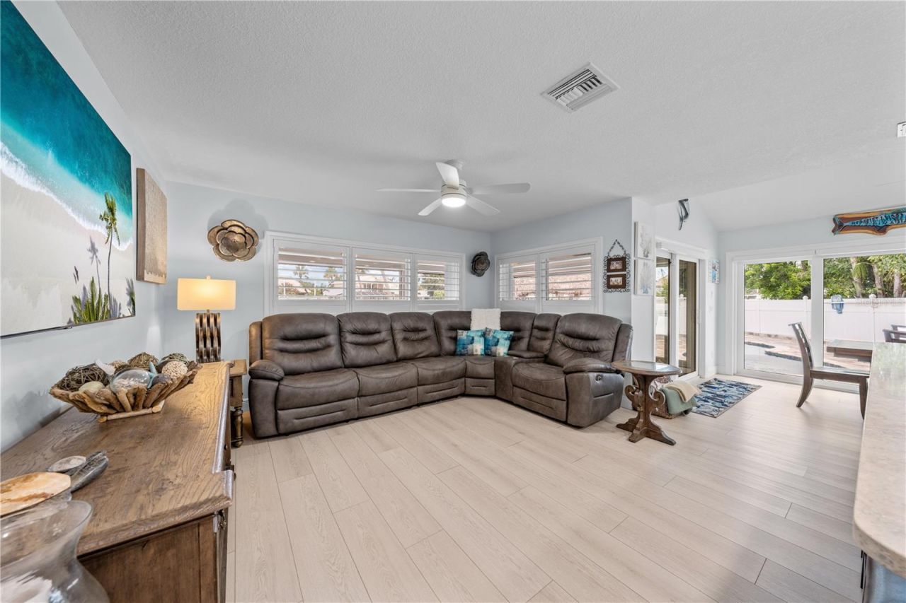 123 Queen Ann Court, Hutchinson Island, FL 34949 Photo