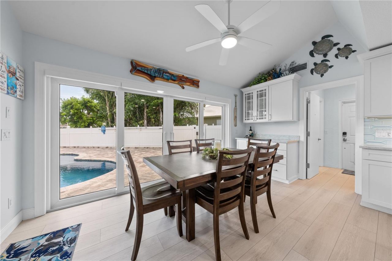 123 Queen Ann Court, Hutchinson Island, FL 34949 Photo