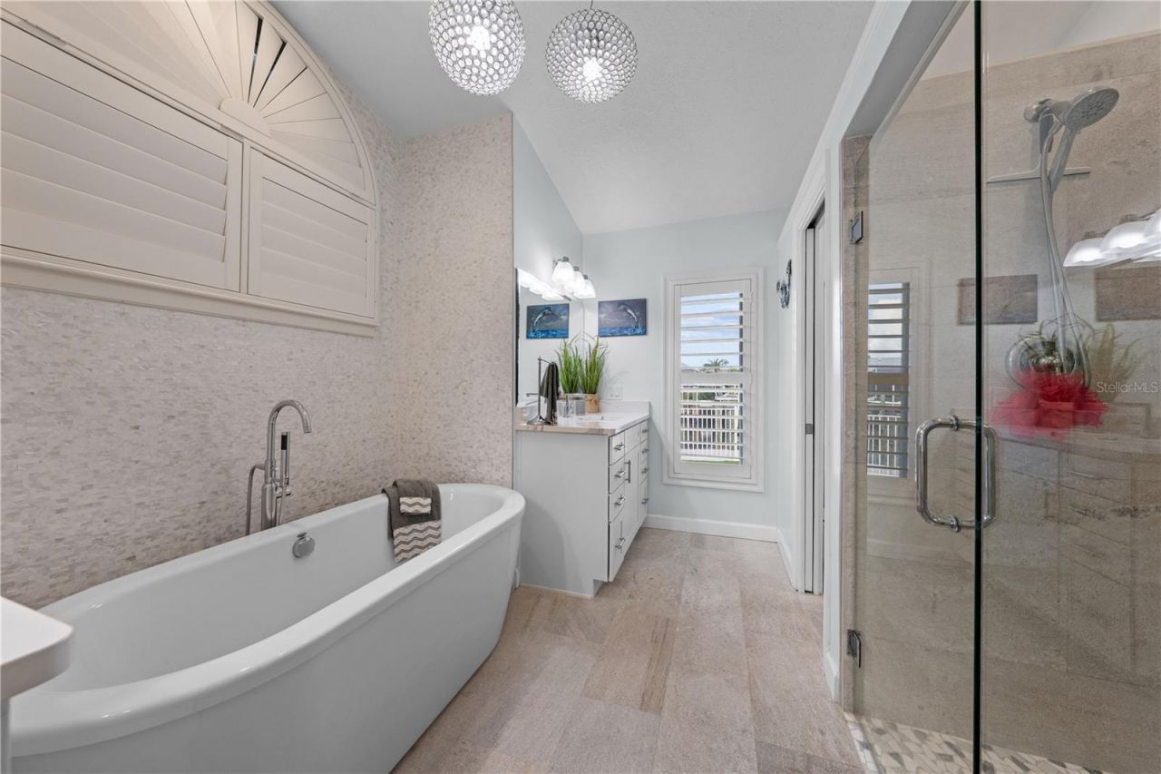 123 Queen Ann Court, Hutchinson Island, FL 34949 Photo