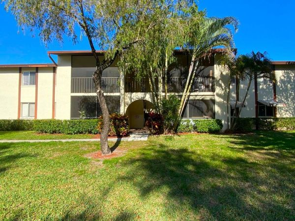 4835 Sable Pine Circle, Unit A2, West Palm Beach, FL 33417