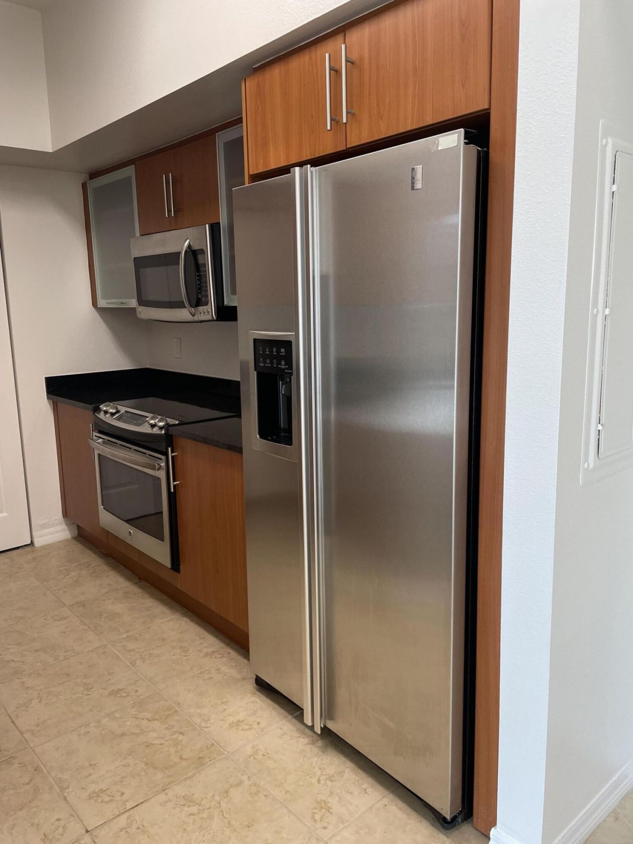 600 S Dixie Highway, Unit 825, West Palm Beach, FL 33401 Photo