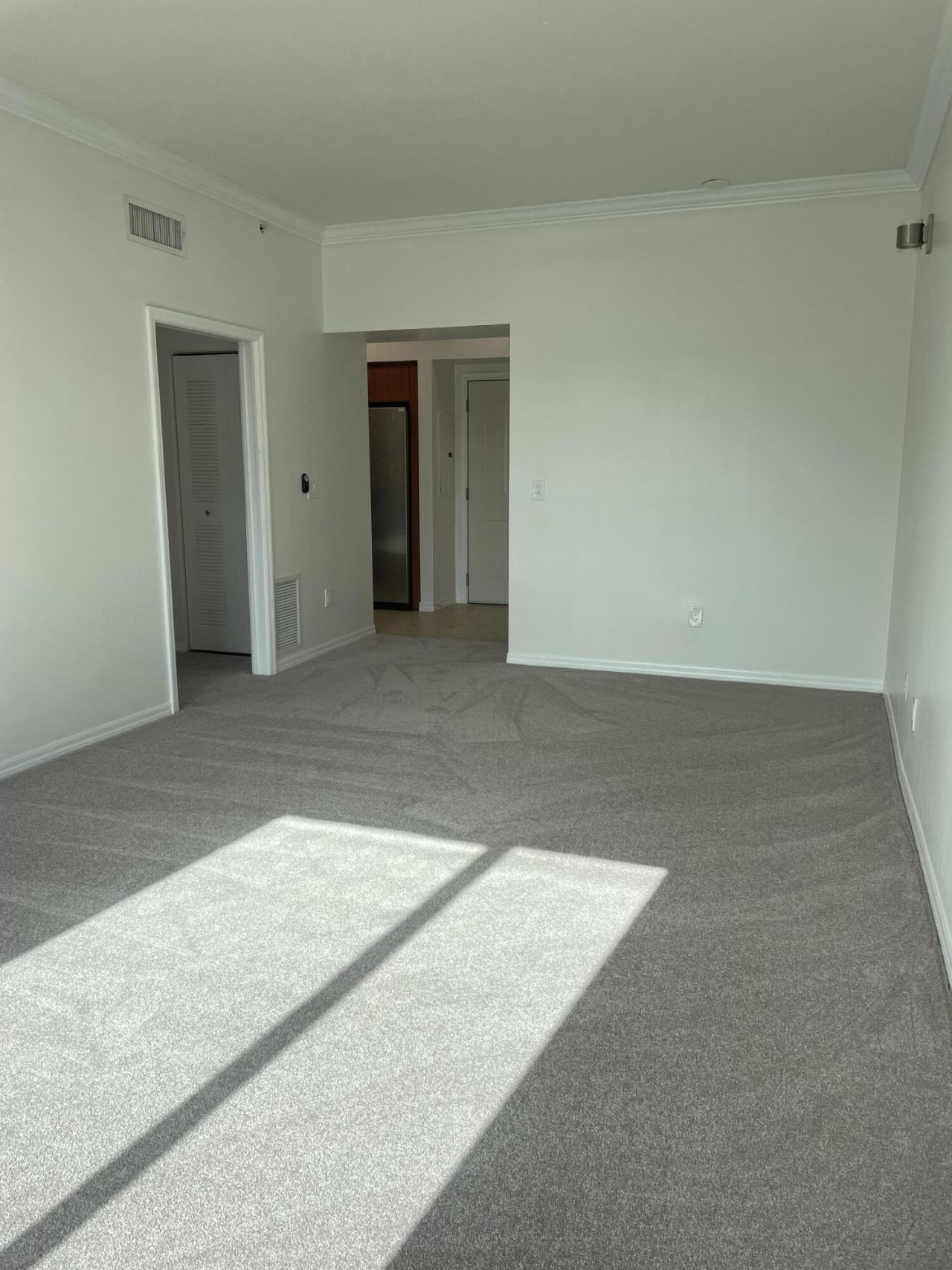 600 S Dixie Highway, Unit 825, West Palm Beach, FL 33401 Photo