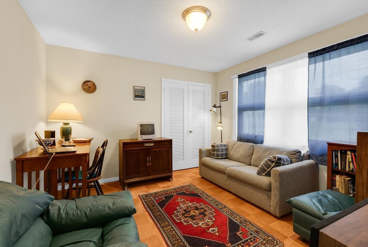 680 Pelican Ave. Photo 18