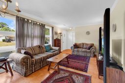680 Pelican Ave. photo 4