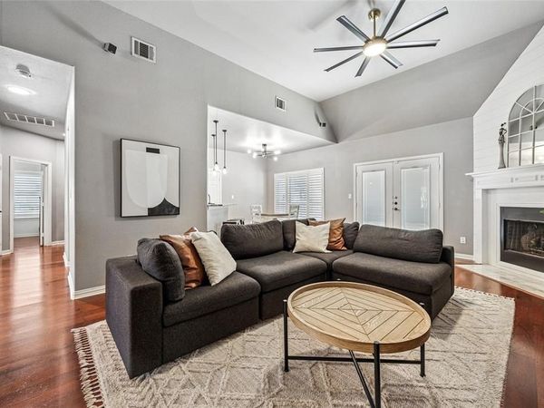 507 Mattie Lane, Lake Dallas, TX 75065