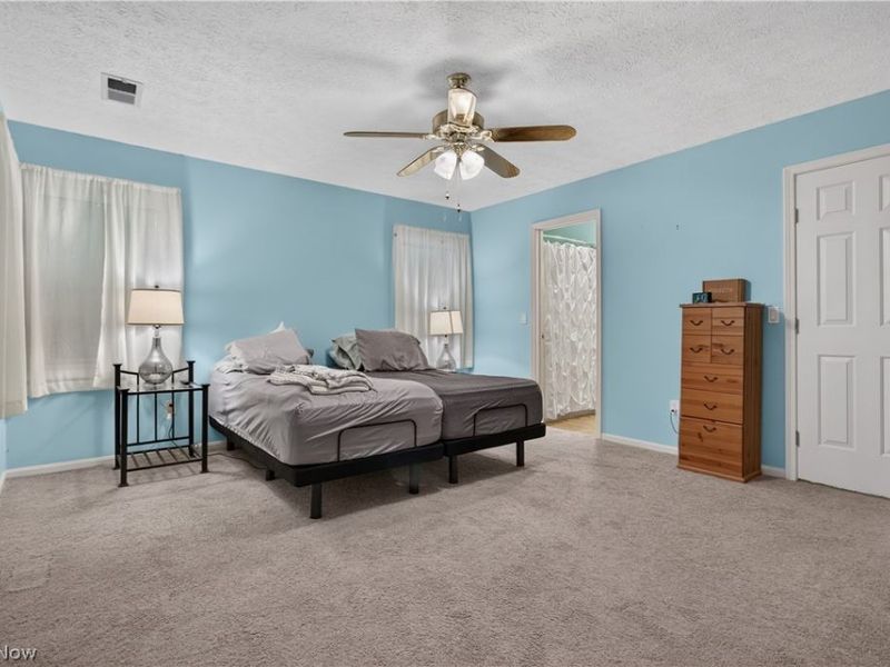 5242 Parkhurst Drive, Sheffield Village, OH 44054 Photo 16