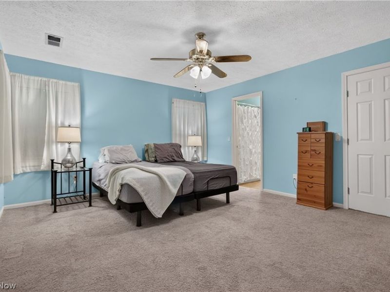 5242 Parkhurst Drive, Sheffield Village, OH 44054 Photo 17