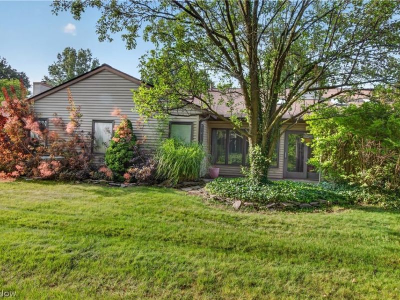 5242 Parkhurst Drive, Sheffield Village, OH 44054 Photo 37