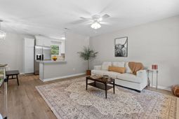107 Hill Court photo 4