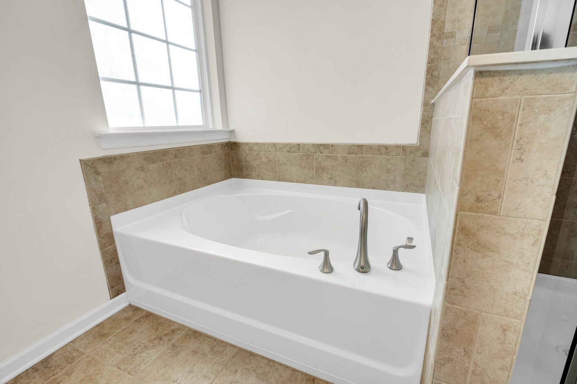 139 Blackwater Way Photo 15