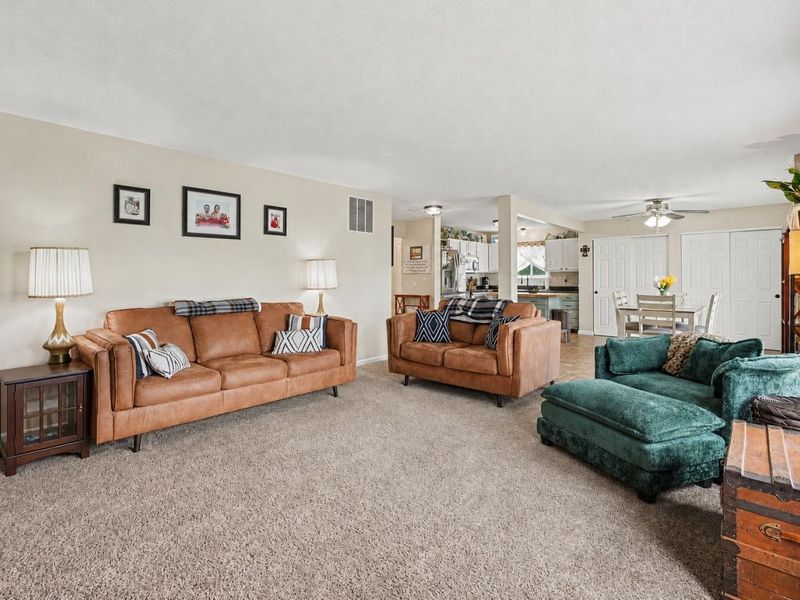 9728 Whispering Way, Alexandria, KY 41001 Photo 4