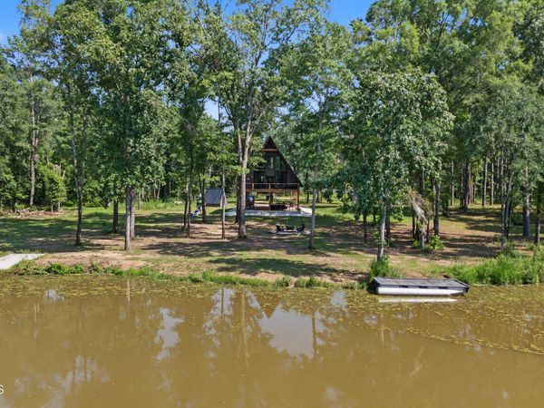 218 Cypress Pointe Drive, Brooksville, MS 39739