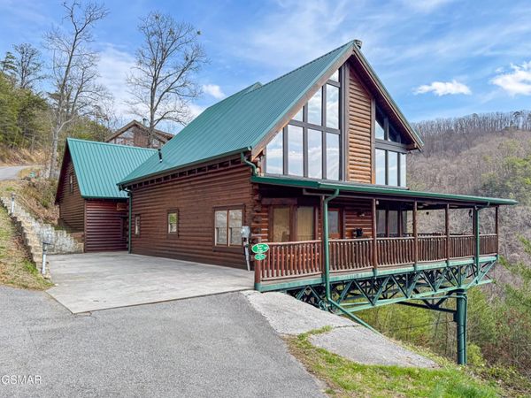 3539 Carsons Ridge Way , Sevierville, TN 37862