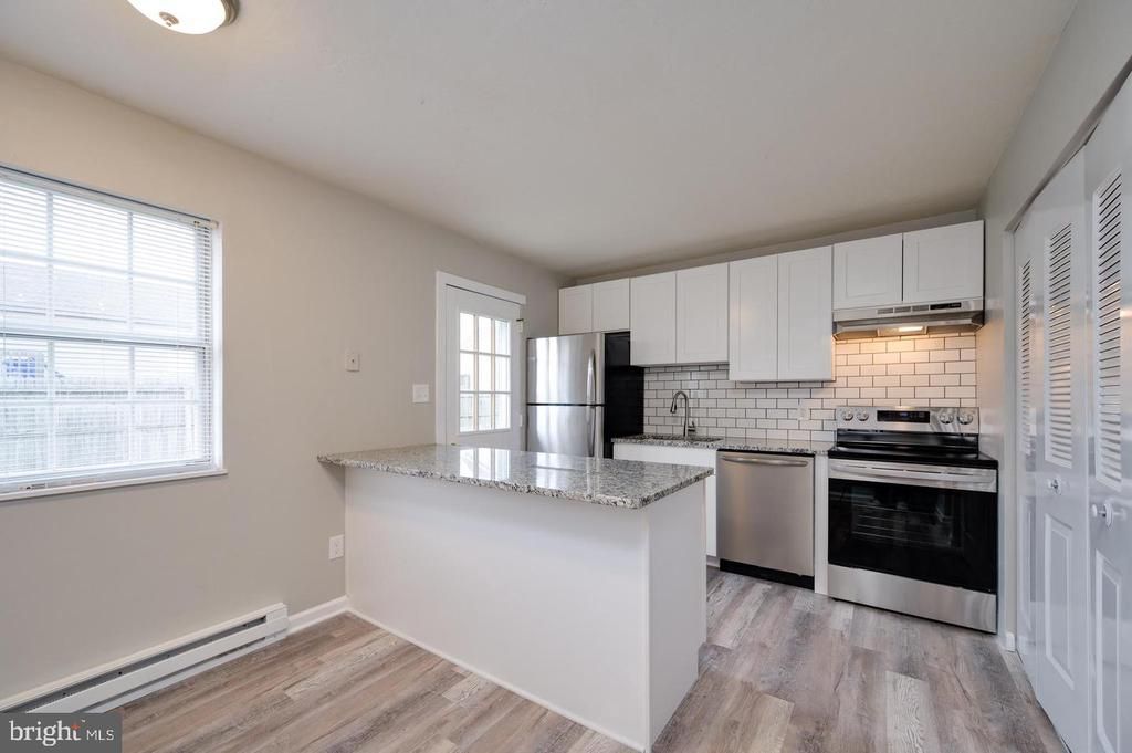 65 NORTH ST , MCSHERRYSTOWN, PA 17344