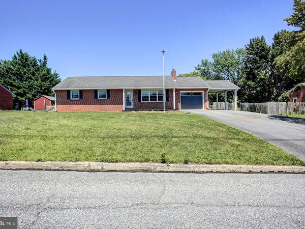 347 CATHERINE ST,, GREENCASTLE, PA 17225