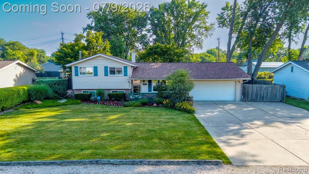 24851 Murray Street, Harrison Township, MI 48045 Main Photo